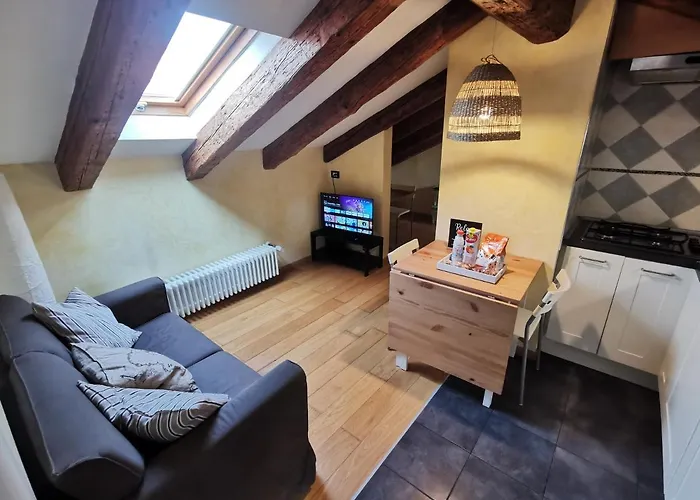 Apartment Mansarda Puecher